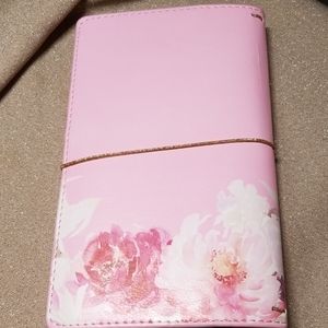 Staples Office - Traveler's Notebook Set Staples Office - Traveler's Notebook Set